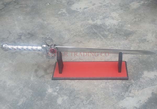 ThunderCats Mini Light-Up Sword of Omens Replica image 2