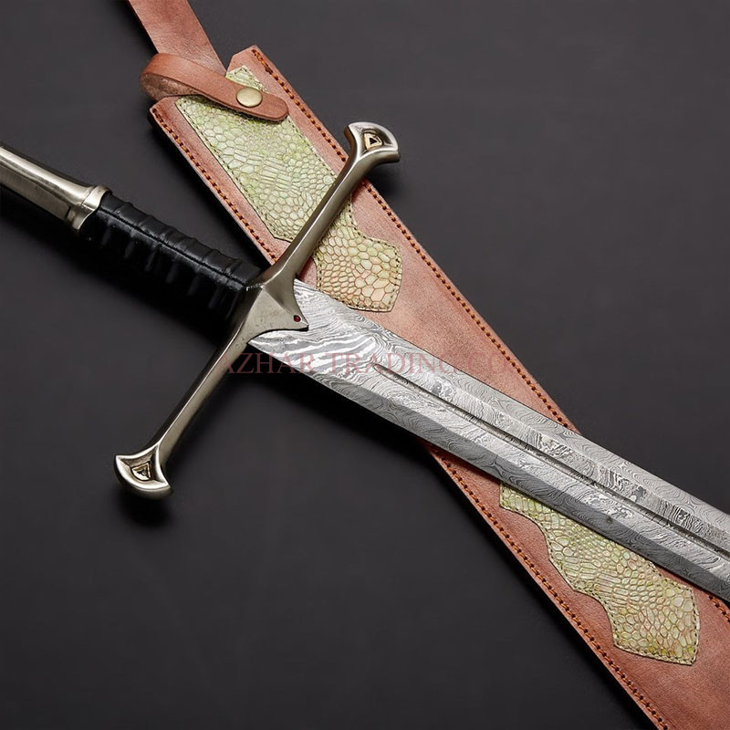 Damascus Andúril Sword Replica | Hand-Forged Fantasy Longsword image 3