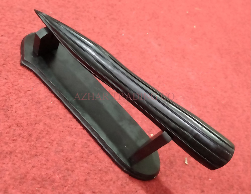 Authentic Buffy the Vampire Slayer "Mr. Pointy" Stake Replica image 2