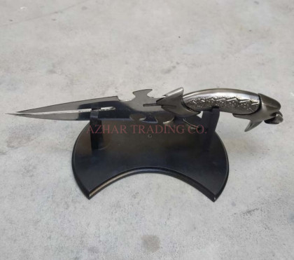 Faith Lehane "Jackal" Knife Replica | Buffy the Vampire Slayer
