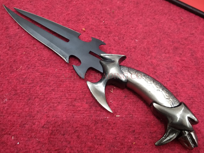Faith Lehane Black "Jackal" Knife Replica | Buffy the Vampire Slayer image 4