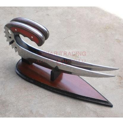 Riddick Nightstalker Double Saber Claw Set Replica image 5