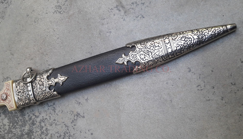 Imperial Toledo Style Fantasy Dagger image 4