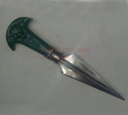 Bellatrix Style Fantasy Dagger image 5