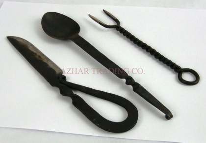 Hand Forged Rustic Dining Cutlery Set with Ring Handle Fork