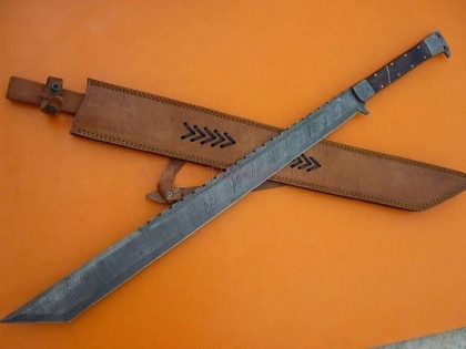 Battle-Ready Damascus Steel Sword