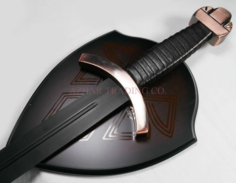 Viking Shieldmaiden Lagertha Sword Replica image 2