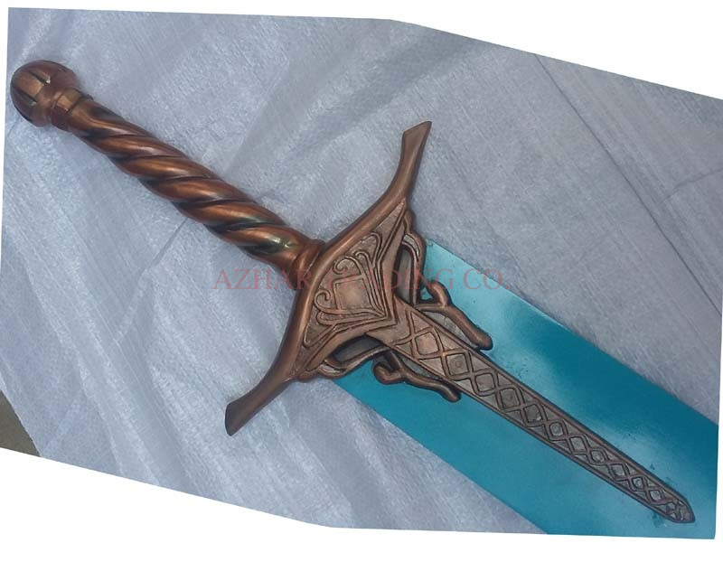 Dark Souls II Moonlight Greatsword Replica image 2