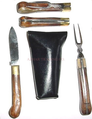 18th Century Folding Travel Fork and Knife Set with Leather Case image 6