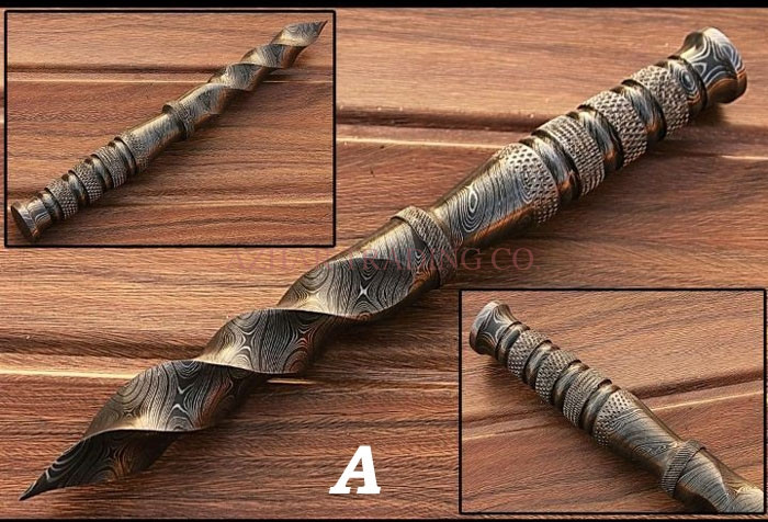 Handmade Damascus Tri-Edge Dagger