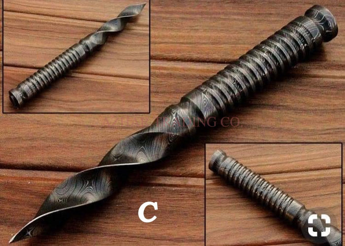Handmade Damascus Tri-Edge Dagger image 3